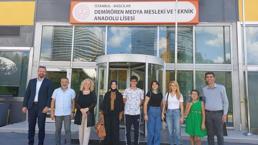Demirören Medya Mesleki ve Teknik Anadolu Lisesi’nin en başarılı öğrencileri okulunu ziyaret etti