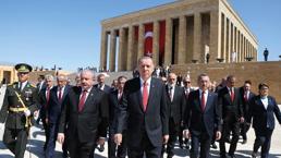 30 Ağustos Zafer Bayramı! Cumhurbaşkanı Erdoğan ve devlet erkanı Anıtkabir'de