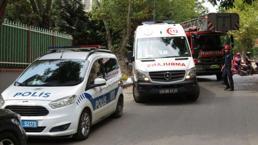 Kadıköy'de eski eşinin iki arkadaşını bıçakladı; 3 saatte sonunda gözaltına alındı