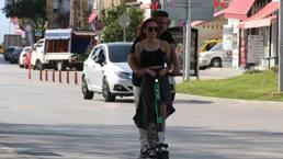 Scooter’la seyahat 'kabus' oldu! ‘Karıncalarda saklı’ deyip çözümü açıkladı