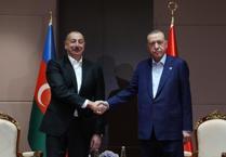 Cumhurbaşkanı Erdoğan, Azerbaycan Cumhurbaşkanı Aliyev ile bir araya geldi