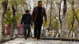 Bu yolda çıplak ayakla yürüyen şifa buluyor
