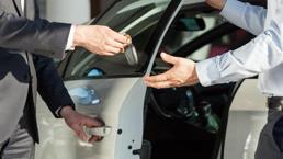 Araba fiyatlarında son dakika gelişmesi! Sıfır ve ikinci el otomobile büyük indirim geliyor