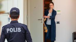 Dolandırıcıların yeni yöntemi polis kılığında gasp! Ne var ne yok alıp gidiyorlar