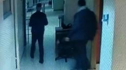 Hırsızlıktan serbest kaldıkları adliyede polisin çantasını çaldılar