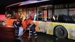 Arnavutköy’de ters şeritten yola giren İETT otobüsü kazaya neden oldu: 14 yaralı