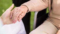 Devlet destekli bakım sigortası geliyor! Tarih verildi