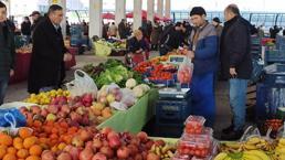 Semt pazarlarında fiyatlar düştü, vatandaş rahat nefes aldı