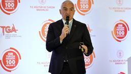 Bakan Ersoy: Türkiye bu sene turizm gelirinde Cumhuriyet tarihi rekorunu kırdı