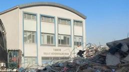 Yıkımın ortasında sapasağlam ayakta! 'Mucizeyle ilgisi yok'
