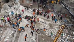 Deprem yardım başvurusu nasıl yapılır? Depremzedelere 10 bin TL yardım için nereye başvurulacak, taşınma yardımında kimler yararlanacak? E devlet deprem yardımı başvurusu... 