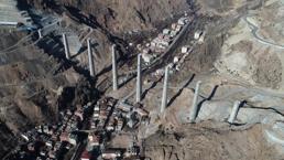 Baraj sularının dayandığı ilçe, dönüşümle 'hayalet şehir' oldu