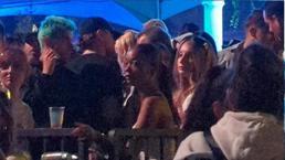 Leonardo DiCaprio'nun çapkınlık turu bitmiyor! Irına Shayk ile Coachella'da görüntülendi