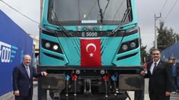 Türkiye’nin ilk elektrikli ana hat lokomotifi raylara indi! 100 yıllık hasret sona erdi