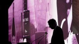  Dünyanın en zengin insanının sırrı! Rakipleri krizdeyken o zirveye yükseldi