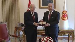 TBMM'de devir teslim dönemi! Bahçeli görevi devraldı