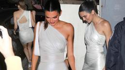 Kendall Jenner, mini elbisesinin azizliğine uğradı