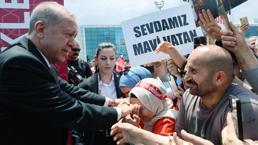 Cumhurbaşkanı Erdoğan KKTC'de! Resmi törenle karşılandı