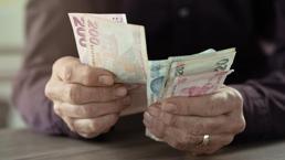 Emekli maaşına zam! Emeklileri heyecanlandıran zam oranı ve tarihi verildi, hesaba yatacak