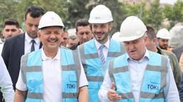 Bakan Özhaseki Abdi İpekçi Spor Kompleksi inşaatını gezdi: Büyük bir spor kompleksi olacak