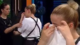 MasterChef'te sinirler gerildi! Önce kendini savundu sonra gözyaşlarına boğuldu