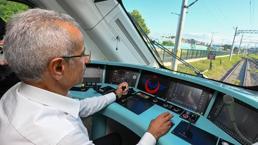 Bakan Uraloğlu: Milli elektrikli trenimizden sonra milli hızlı trenimizi de yapıyoruz