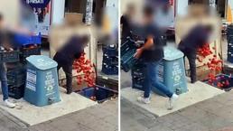 Kasalarca domatesi çöpe döktüler! Sosyal medyada gündem oldu, O market için harekete geçildi