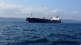 Petrol tankeri arıza yaptı İstanbul Boğazı trafiğe kapatıldı