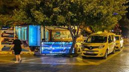 Taksimetre yok, sabit fiyat var! Taksicilerden 'kartvizit' oyunu