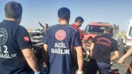 Diyarbakır’da lastiği patlayan otomobil takla attı! Kan donduran kaza