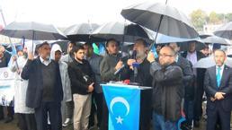 Tarabya'da Uygur Türkleri'nden Çin protestosu! Kalabalık olaysız dağıldı