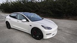 Tesla indirimi geri çekti, fiyat arttırdı 