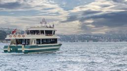 İstanbul Boğazı’nda akıl almaz olay! 'Asker olamayacağım' diyerek vatandaşları şok etti