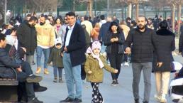 Yılın ilk gününde park ve sahiller doldu taştı! Vatandaşlar akın etti