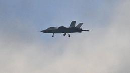 Ankara'da tarihi gün! Milli Muharip Uçak Kaan'dan ilk uçuş