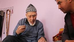 Hatay'da 103 yaşındaki Beşir Sünger'in sağlıklı yaşam sırlarını oğlu açıkladı 