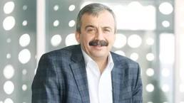 Meclis'in uzlaşmacı ismi Sırrı Süreyya Önder 12 saatlik zorlu ameliyat sonrası yaşam mücadelesi veriyor! Tüm Türkiye iyi haberi bekliyor 