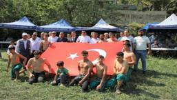 6 asır boyunca sürdü: Samsun'da düğün ve güreş bir arada! Şölen havası var