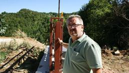 Bursa'da ormana izinsiz girişleri engellemek isteyen muhtardan ilginç yöntem