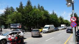 Eskişehirliler dikkat! O yol ikiye bölündü