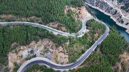 Adana'da 'Dokuzdolambaç Virajları' manzarasıyla mest etti