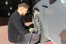 Lastikçilerin 'kış lastiği' mesaisi erken başladı