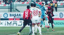 Vanspor'a Barcelona'dan geldi! Cedric'in golü olay oldu