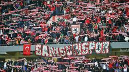 Samsunspor'a kötü haber! Taraftarın yaptığı hareket yaktı