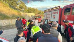 Ayvacık’ta otomobil, uçurumdan dereye yuvarlandı