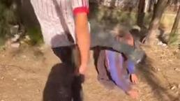 Uyuyan yaşlı adama tekmeyle saldıran şüpheliler tutuklandı
