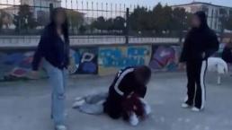 17 yaşındaki bir kız çocuğuna okul bahçesinde akran zorbalığı: Darbedip kameraya çektiler