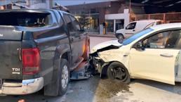 Alaca'da 3 aracın karıştığı zincirlemede kazada 1 kişi yaralandı
