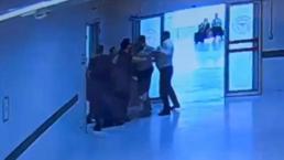 Hastanenin radyasyon odasına zorla giren hasta yakını, doktora saldırdı