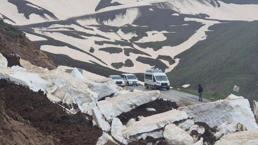 Muş'ta heyelan nedeniyle kapanan Çavuştepe-Üçevler grup yolu açıldı